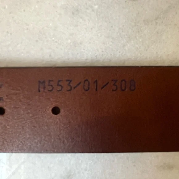 Frank Daniel Buckle Casual 1 1/2" wide Genuine Leather Belt Italy 39.5” Long - Picture 10 of 16